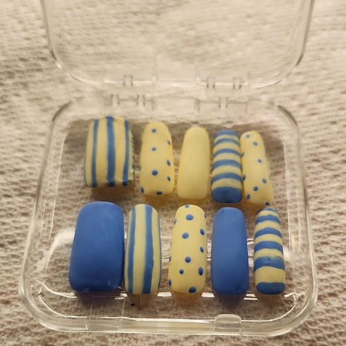 Yellow and blue nails